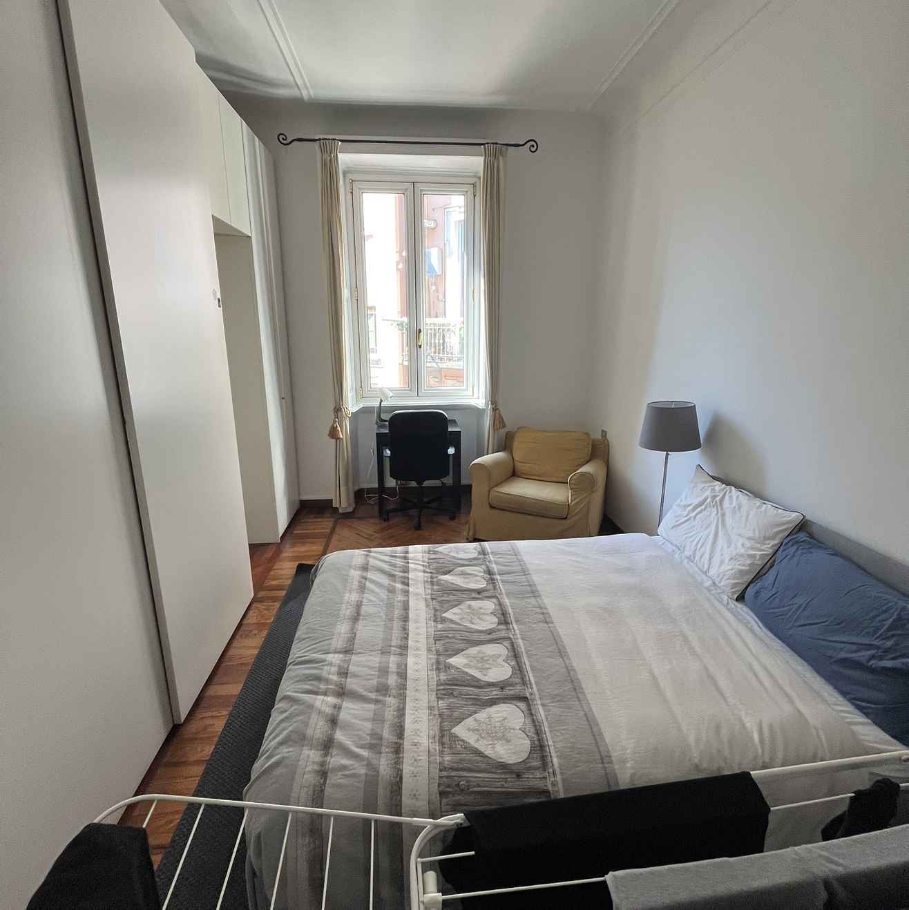 Immagine principale: Affitto stanza singola a milano, caiazzo con bagno singolo